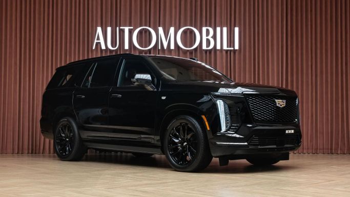 Новый Cadillac Escalade ESV V Рестайлинг, 6.2 л, 2025 в Дубае от Automobili Motors Черный цвет. GCC | AUTO.AE