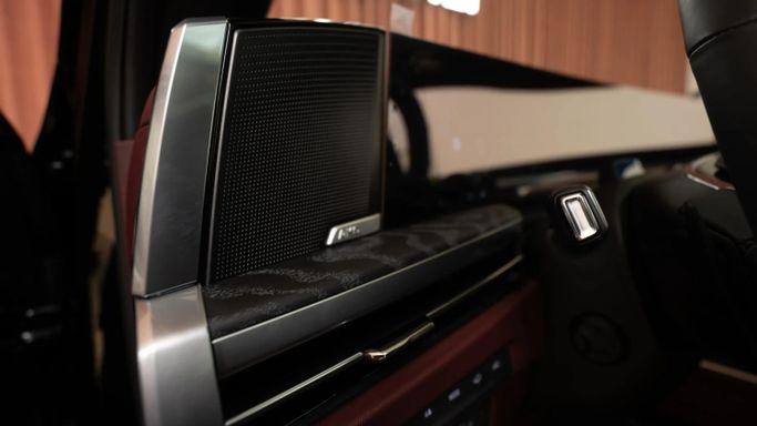 Новый Cadillac Escalade ESV V Рестайлинг, 6.2 л, 2025 в Дубае от Automobili Motors Черный цвет. GCC | AUTO.AE