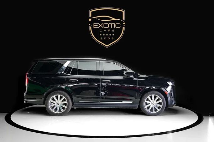 مستعملة Cadillac Escalade V, 6.2 l, 2021 في في دبي من Exotic Cars، اللون أسود. مواصفات الخليج | AUTO.AE