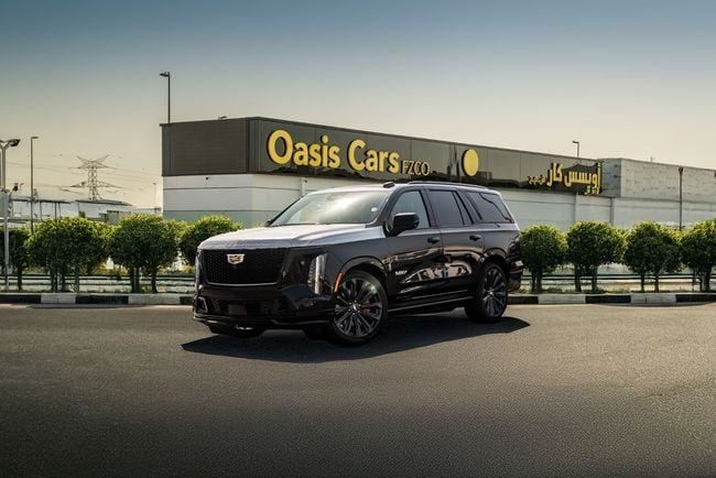 جديدة Cadillac Escalade 600 فيس ليفت V, 6.2 l, 2026 في في دبي من OASIS CARS، اللون أسود. المواصفات الأمريكية | AUTO.AE | إعلان #259311