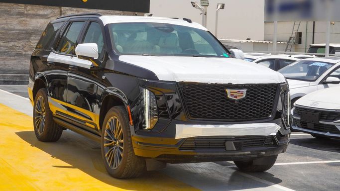 Новый Cadillac Escalade 600 V (T1XX) Рестайлинг, 6.2 л, 2025 в Дубае от Najem Motors Черный цвет. GCC | AUTO.AE | Объявление #265702