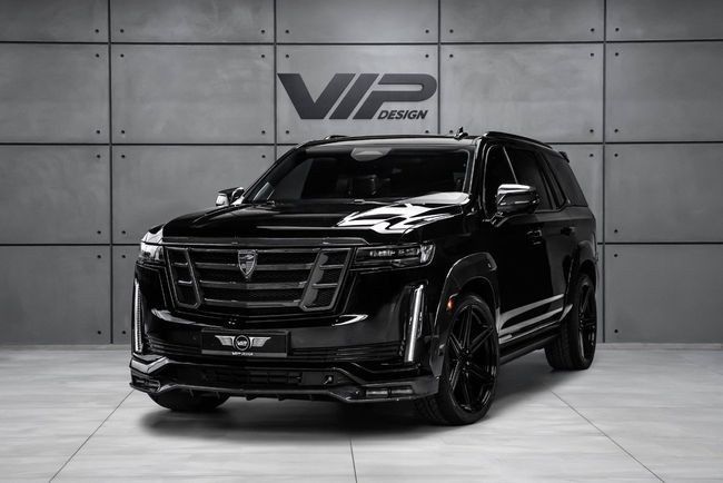 Used ⁦Cadillac Escalade V, 6.2 l, 2022⁩ in UAE, Dubai by VIP Design, Black color. GCC Specs | AUTO.AE | Listing #287990