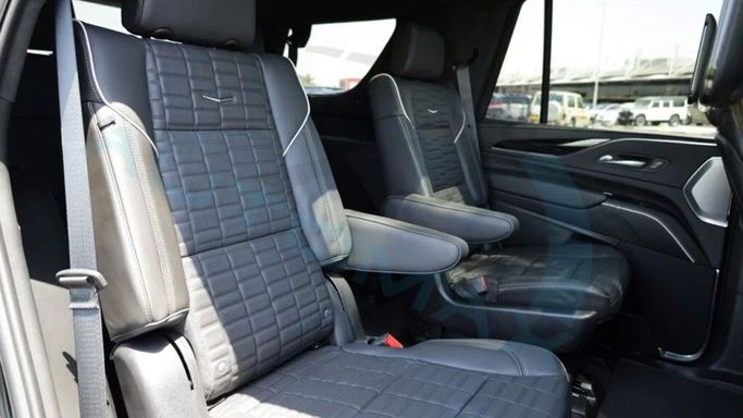 New Cadillac Escalade-V I Facelift, 6.2 l, 2024 in Dubai by Auto Max Group, Black color. European Specs | AUTO.AE