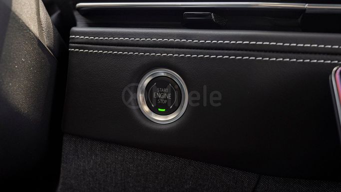 Новый Cadillac Escalade-V I Рестайлинг, 6.2 л, 2025 в Дубае от Milele Черный цвет. Other | AUTO.AE