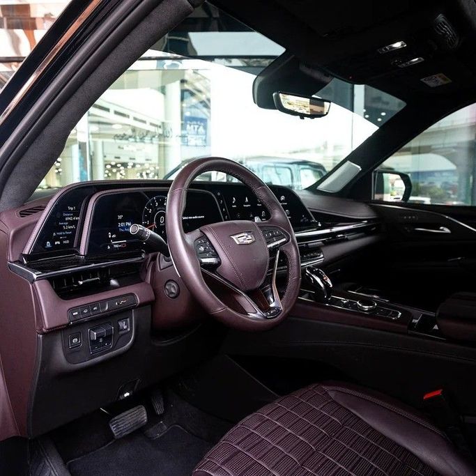New Cadillac Escalade-V I, 6.2 l, 2023 in Dubai by Q Motors, Black color. GCC Specs | AUTO.AE