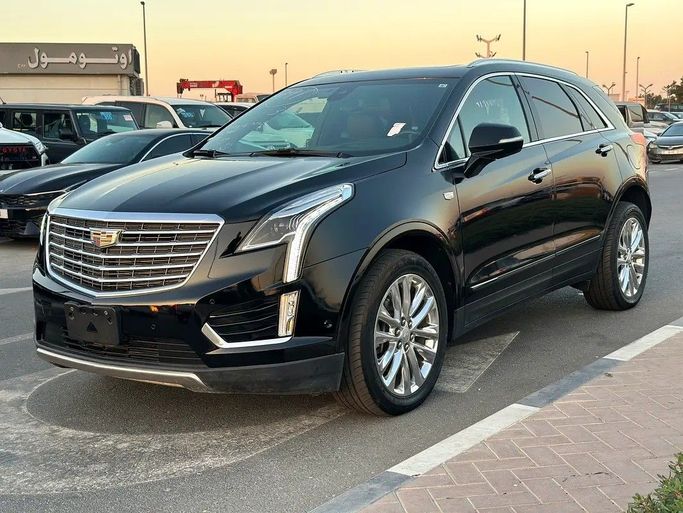 مستعملة Cadillac XT5 أنا شد الوجه, 3.6 l, 2019 في في دبي من HAROON SHARIF MOTORS، اللون أسود. المواصفات اليابانية | AUTO.AE