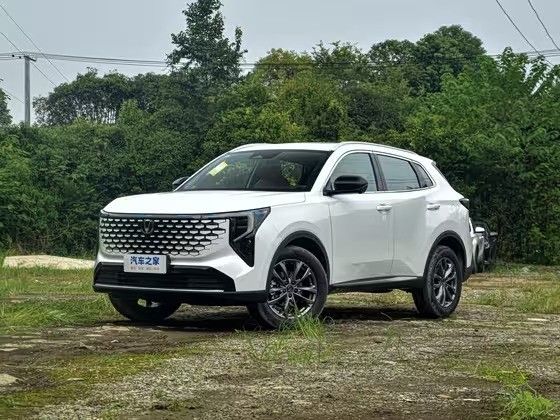 جديدة Changan CS55PLUS فيس ليفت الثاني 2, 1.5 l, 2026 في في دبي من EV GLOBAL AUTOMOBILES، اللون رمادي. المواصفات الصينية | AUTO.AE | إعلان #249649