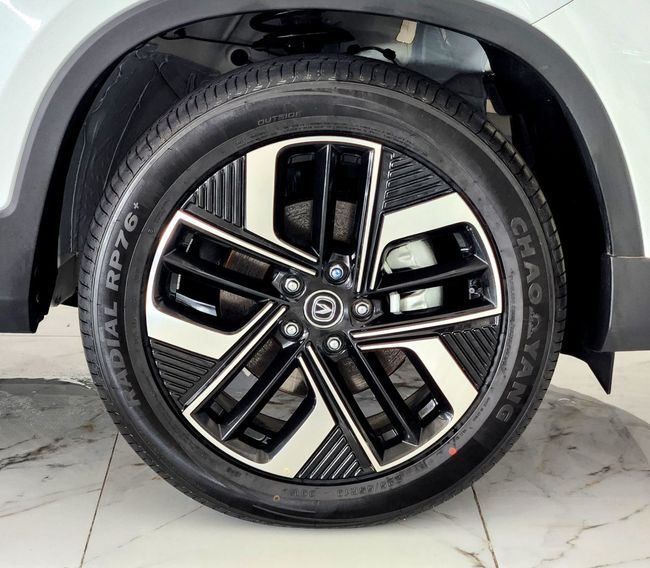 Новый Changan CS75 I Рестайлинг 2, 1.5 л, 2025 в Дубае от Gulf Motors Белый цвет. Китайская | AUTO.AE