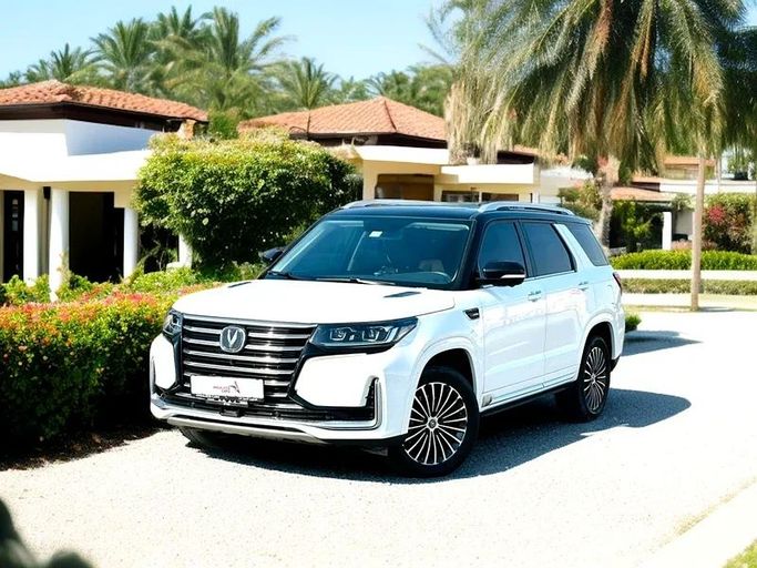 Подержанный Changan CS95 I Рестайлинг, 2.0 л, 2022 в Дубае от Andaleeb Cars Белый цвет. GCC | AUTO.AE