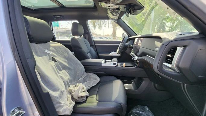 New Changan Deepal G318, 1.5 l, 2024 in Dubai by Alwan Global Cars, Silver color. Other | AUTO.AE