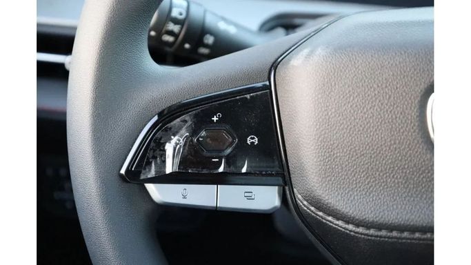 New Changan Hunter Plus, 2.0 l, 2023 in Dubai by Top Euro Cars, Silver color.  | AUTO.AE