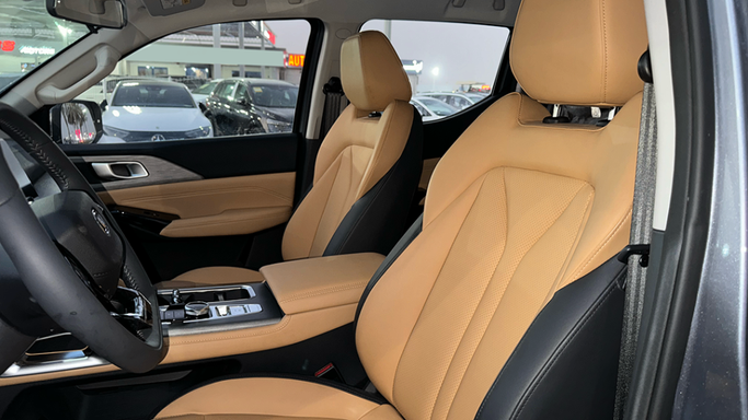 Новый Changan Hunter I (China Market), 2.0 л, 2025 в Дубае от TRADEX FRANCE MOTORS Серый цвет. Other | AUTO.AE