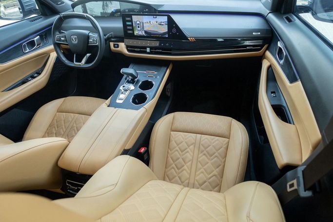 Used Changan UNI-K, 2.0 l, 2025 in Dubai by Linda Cars, Grey color. GCC Specs | AUTO.AE