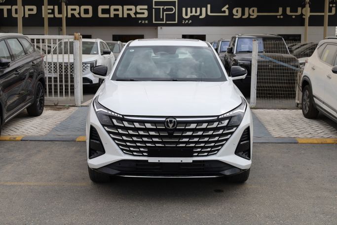 Новый Changan UNI-Z, 1.5 л, 2026 в ОАЭ, Дубай от Top Euro Cars Белый цвет.  | AUTO.AE | Объявление #277353