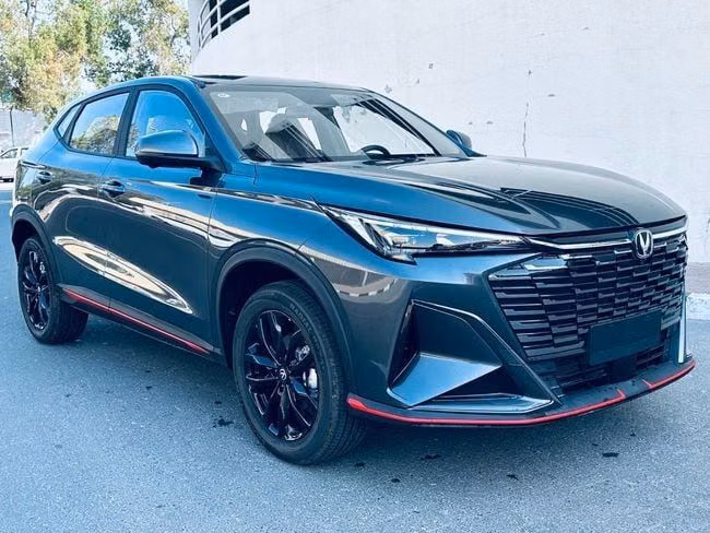 جديدة ⁦Changan X5 Plus، 1.5 l، 2026⁩ في في الإمارات, دبي من THREE CAMELS TRADING FZE، اللون رمادي. المواصفات الصينية | AUTO.AE | إعلان #286375
