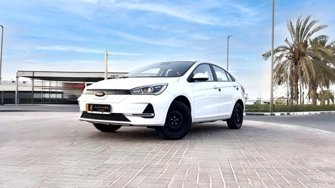 جديدة Chery Arrizo 5 المحترفون, 1.5 l, 2025 في في دبي من AL FAYEZ MOTORS، اللون أبيض. أخرى | AUTO.AE