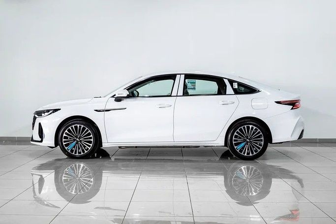 Новый Chery Arrizo 8, 1.6 л, 2025 в Дубае от AG Motors Белый цвет. GCC | AUTO.AE