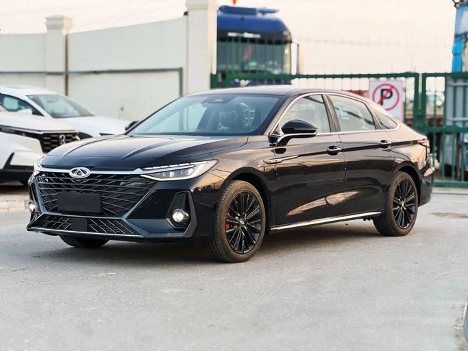 Новый Chery Arrizo 8, 2.0 л, 2024 в Дубае от Fiyafe Cars FZCO Черный цвет. Китайская | AUTO.AE