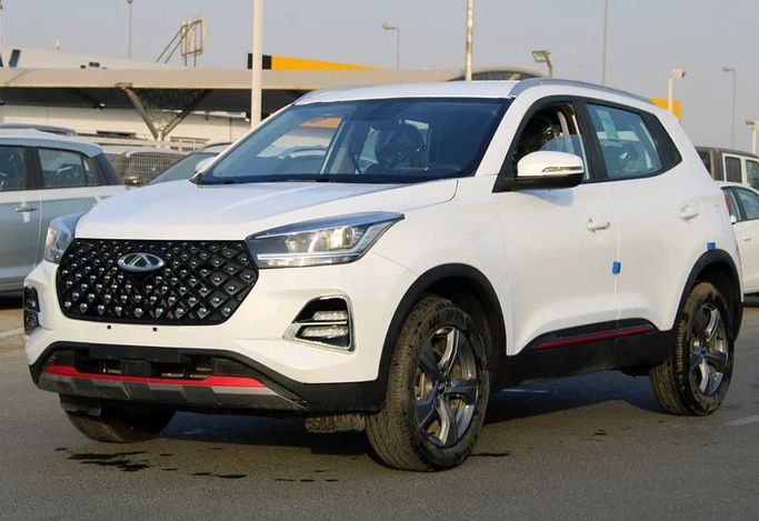 New Chery Tiggo 4 I Facelift 2, 1.5 l, 2025 in Dubai by Wafrah Automotive Fzco, White color. GCC Specs | AUTO.AE