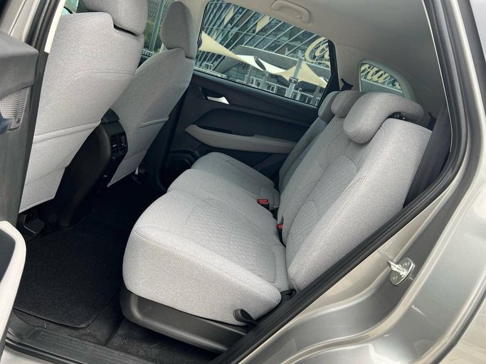 Chevrolet Captiva II, 2025  suv 5 dr. for rent in Dubai by JON Luxury Car Rental LLC, silver color | AUTO.AE