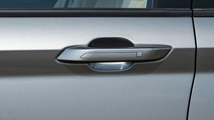 New Chevrolet Captiva II, 1.5 l, 2025 in Dubai by Altass Motors, Silver color. Other | AUTO.AE