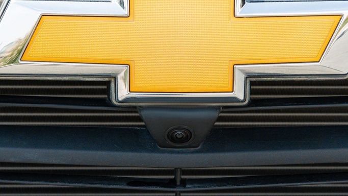 New Chevrolet Captiva II, 1.5 l, 2024 in Dubai by Altass Motors, Silver color. Other | AUTO.AE