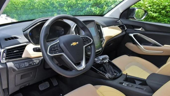 Новый Chevrolet Captiva II, 1.5 л, 2024 в Дубае от Mohamed Hakim Motors Черный цвет. GCC | AUTO.AE