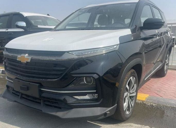 New Chevrolet Captiva II, 1.5 l, 2024 in Dubai by Mohamed Hakim Motors, Black color. GCC Specs | AUTO.AE