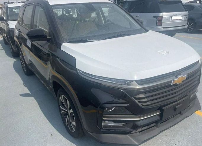 New Chevrolet Captiva II, 1.5 l, 2024 in Dubai by Mohamed Hakim Motors, Black color. GCC Specs | AUTO.AE