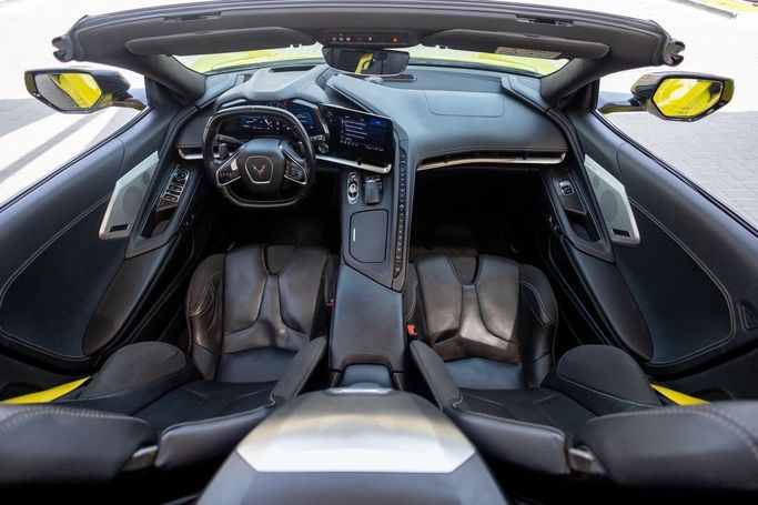 Used Chevrolet Corvette Stingray C8, 6.2 l, 2022 in Dubai by Linda Cars, Yellow color. GCC Specs | AUTO.AE