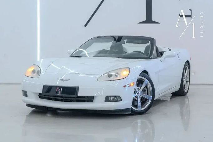 Подержанный Chevrolet Corvette C6, 6.2 л, 2009 в Дубае от A1 Luxury Motors Белый цвет. GCC | AUTO.AE