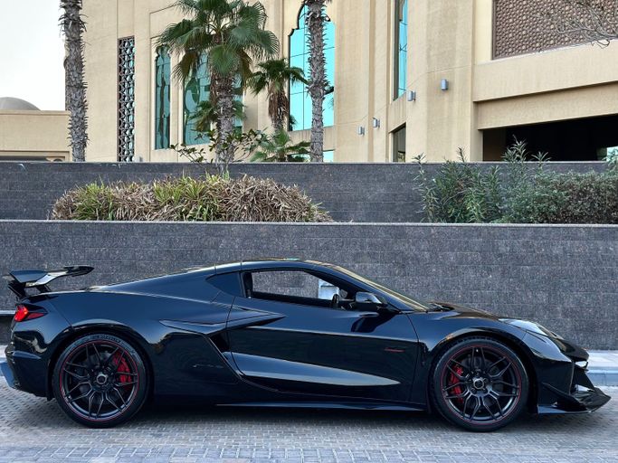 Used Chevrolet Corvette Z06 C8, 5.5 l, 2023 in Dubai, Black color. Other | AUTO.AE
