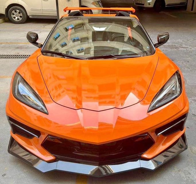 مستعملة Chevrolet Corvette ZR1 C8, 5.5 l, 2022 في في دبي من LiveCars، اللون برتقالي. مواصفات الخليج | AUTO.AE