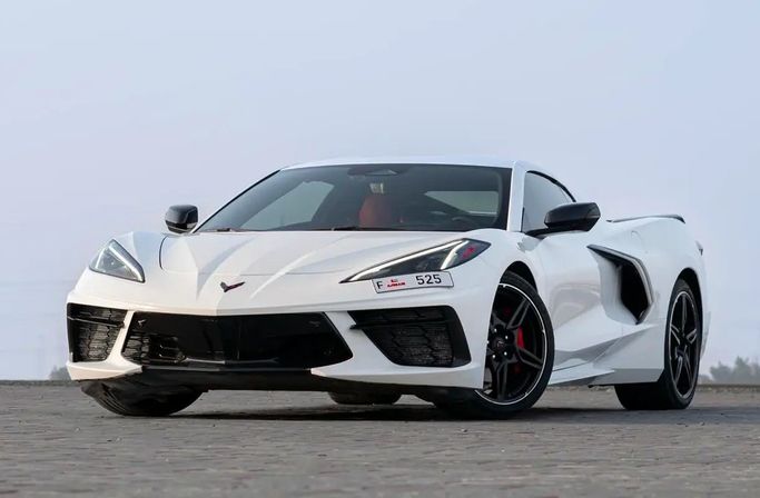 مستعملة Chevrolet Corvette Stingray C8, 6.2 l, 2024 في في الإمارات, دبي، اللون أبيض.  | AUTO.AE | إعلان #278610
