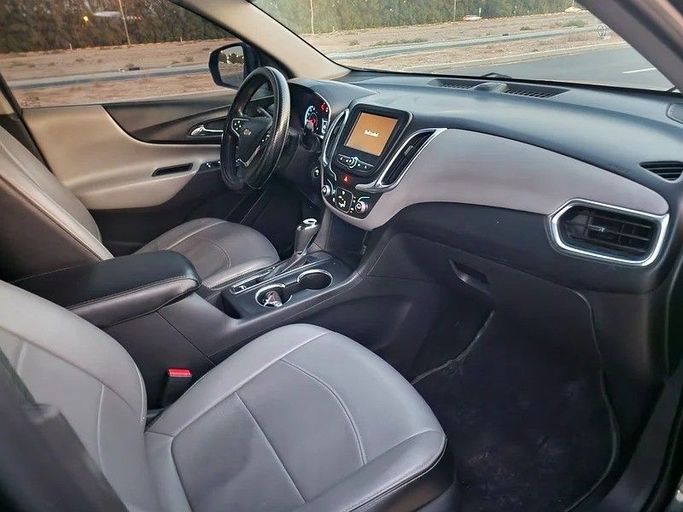 Подержанный Chevrolet Equinox III, 1.5 л, 2020 в Дубае от Abdo Al Muthanna Used Cars Серый цвет. GCC | AUTO.AE