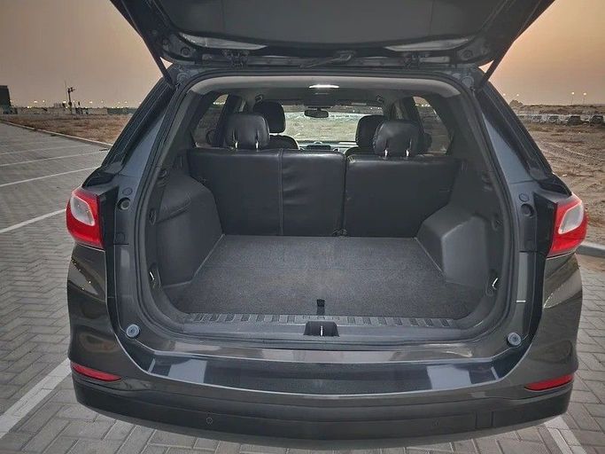 Подержанный Chevrolet Equinox III, 1.5 л, 2020 в Дубае от Abdo Al Muthanna Used Cars Серый цвет. GCC | AUTO.AE