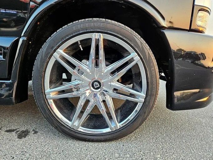 Подержанный Chevrolet Express II, 5.3 л, 2007 в Дубае от Irfan Motors Черный цвет. Японская | AUTO.AE