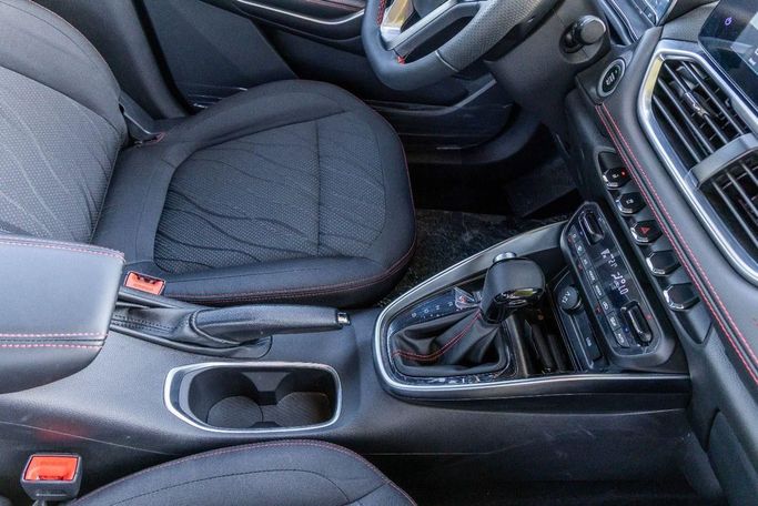 Новый Chevrolet Groove, 1.5 л, 2024 в Дубае от Laith Alobaidi Motors Серый цвет. GCC | AUTO.AE