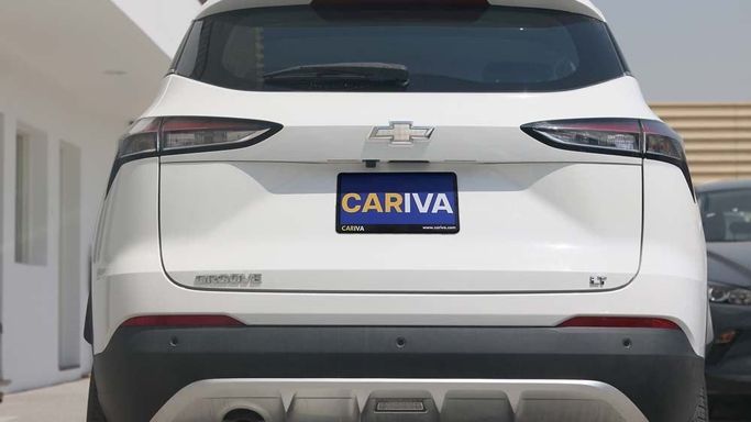 Used Chevrolet Groove I, 1.5 l, 2023 in Dubai by Cariva Used Cars , White color. GCC Specs | AUTO.AE