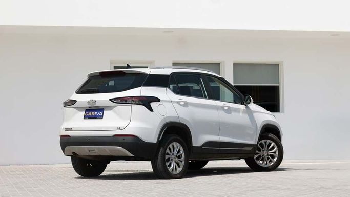 Used Chevrolet Groove I, 1.5 l, 2023 in Dubai by Cariva Used Cars , White color. GCC Specs | AUTO.AE