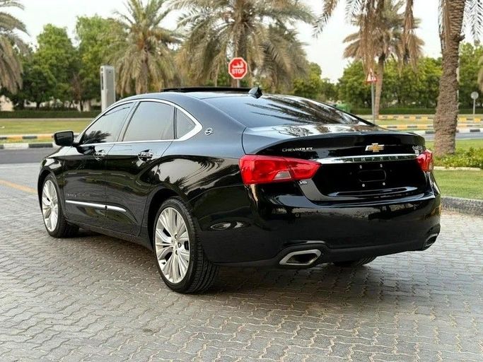 Подержанный Chevrolet Impala X, 3.6 л, 2015 в Дубае от Al Qemah Used Cars Черный цвет. GCC | AUTO.AE