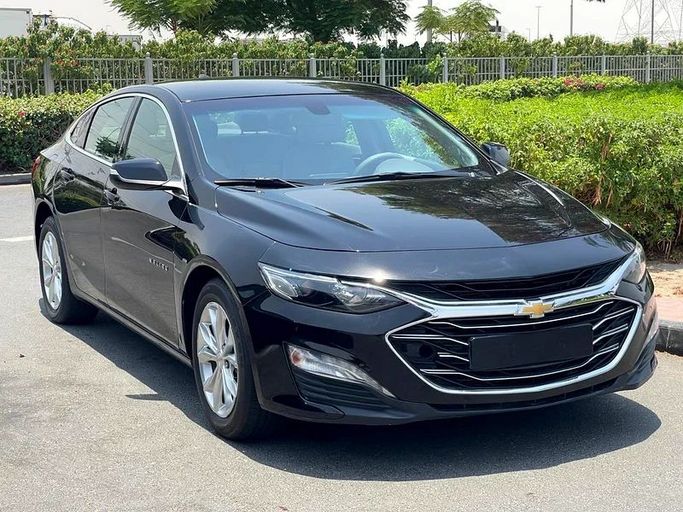 Подержанный Chevrolet Malibu IX Рестайлинг, 2.0 л, 2022 в Дубае от Alta Class Motors Черный цвет. GCC | AUTO.AE