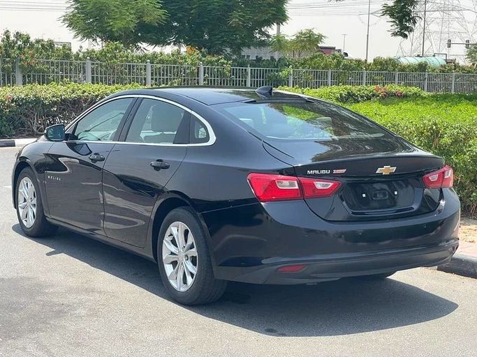 Подержанный Chevrolet Malibu IX Рестайлинг, 2.0 л, 2022 в Дубае от Alta Class Motors Черный цвет. GCC | AUTO.AE