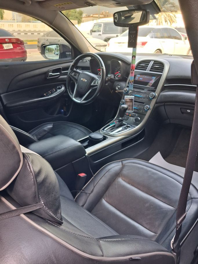 مستعملة Chevrolet Malibu ثامناً، 2.0 لتر، 2012 في الإمارات، دبي، اللون أسود. المواصفات الكورية | AUTO.AE | إعلان #296186 — صورة 12 من 20