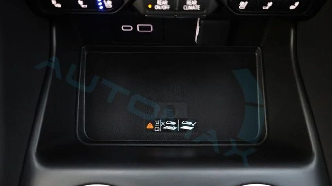 Новый Chevrolet Suburban XII, 6.2 л, 2023 в Дубае от Auto Max Group Черный цвет.  | AUTO.AE
