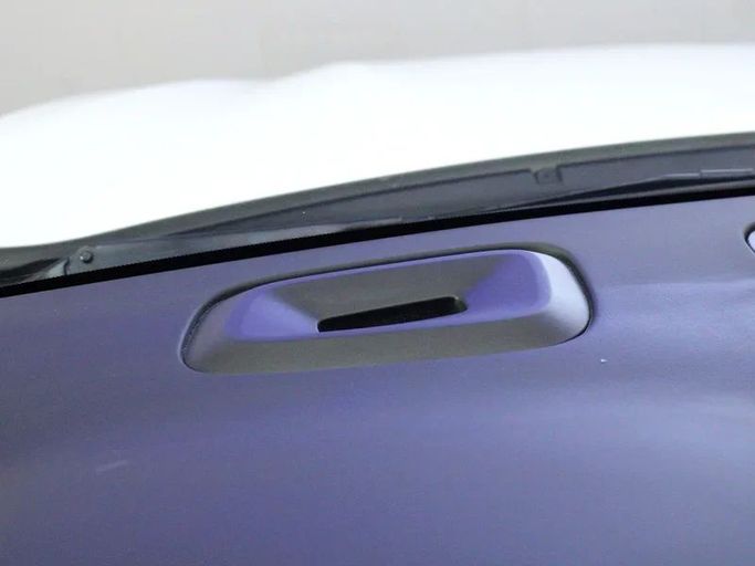 Подержанный Chevrolet Suburban XII, 5.3 л, 2022 в Дубае от Hot Wheel Used Motors Белый цвет. Other | AUTO.AE