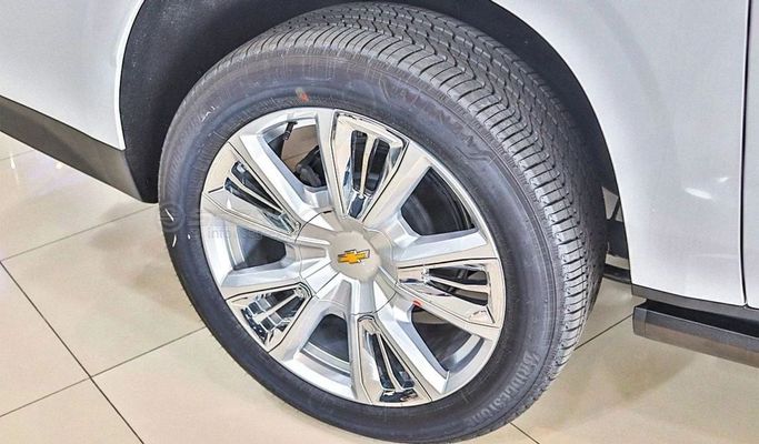 New Chevrolet Suburban XII, 6.2 l, 2023 in Dubai by Segrex Auto, White color. European Specs | AUTO.AE