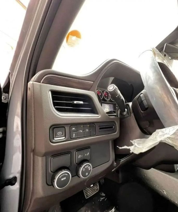 New Chevrolet Tahoe V, 5.3 l, 2023 in Dubai by Mohamed Hakim Motors, Grey color. GCC Specs | AUTO.AE