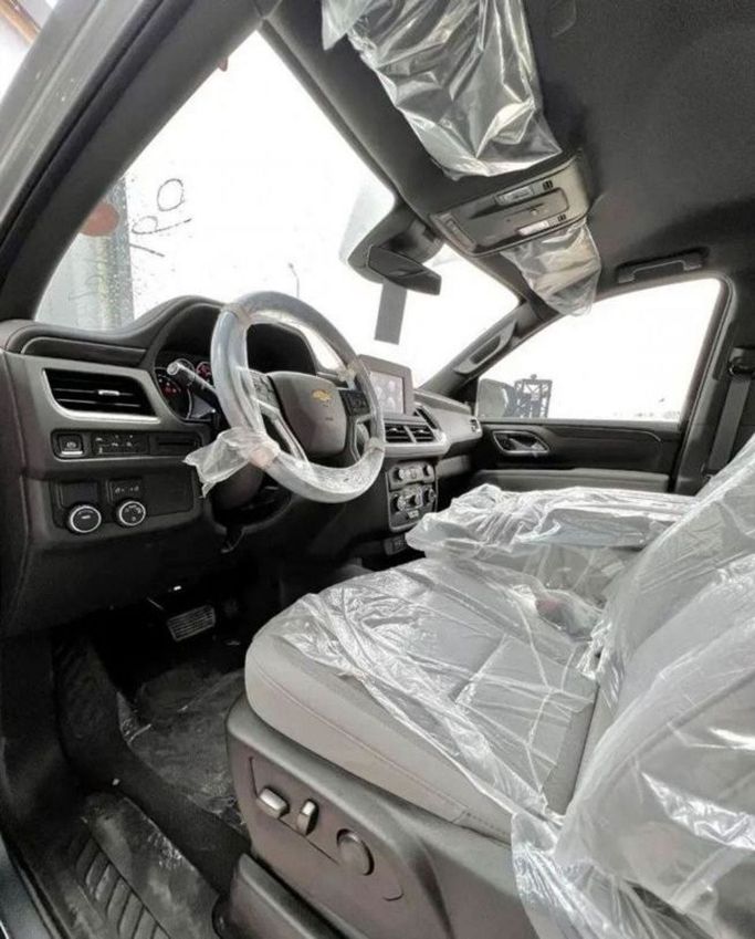 New Chevrolet Tahoe V, 5.3 l, 2023 in Dubai by Mohamed Hakim Motors, Grey color. GCC Specs | AUTO.AE