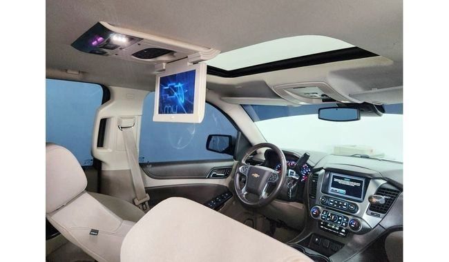 Used Chevrolet Tahoe IV, 5.3 l, 2015 in Dubai by Gulf Motors, White color. GCC Specs | AUTO.AE